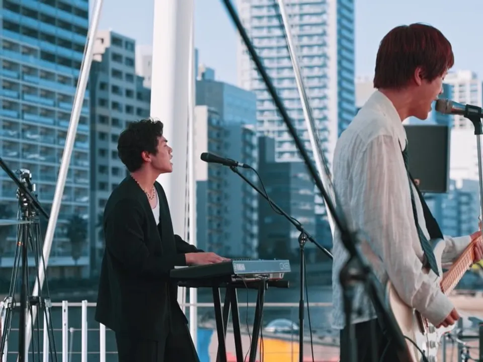 新体制初のライブでした。
ありがとうございました💙

🎥 : @kohtasudo , @y_h.winterwakes 

☀︎
☀︎
☀︎

ちょうど1週間後の10/22(木)には、
下北沢BASEMENT BARにて
自主企画イベント「BRAND NEW SHOW」を開催します。

【出演】
TORO (@torotheband)
Tyrkouaz (@tyrkouaz_dnb)
Cosmic Mauve (@cosmic.mauve)
DJ 2soft(@___2soft )

チケットはプロフィールのリンクから🎫

ご来場お待ちしております。

#torotheband